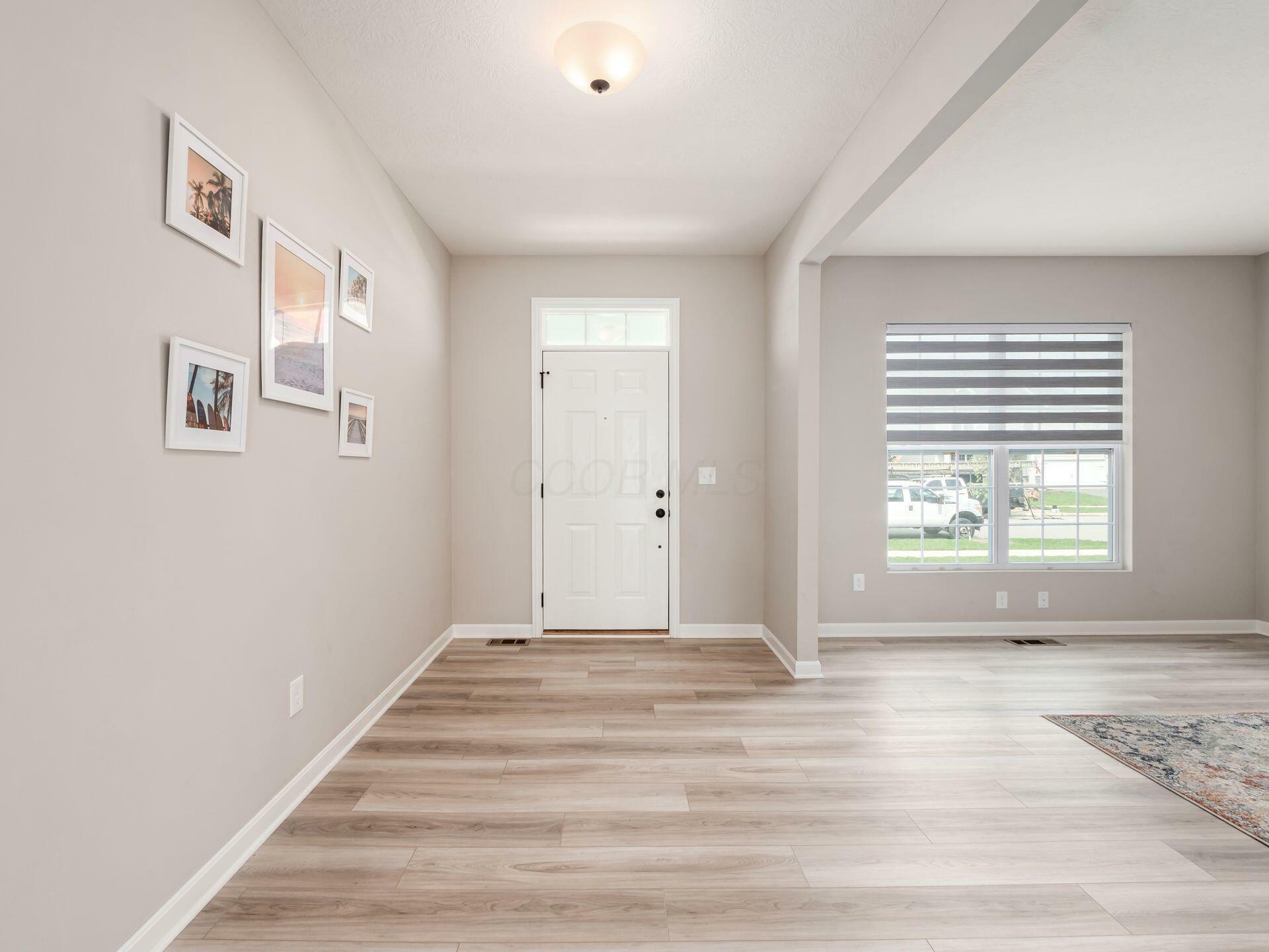 Property Photo: 328 Sage Hill Drive OH 43035