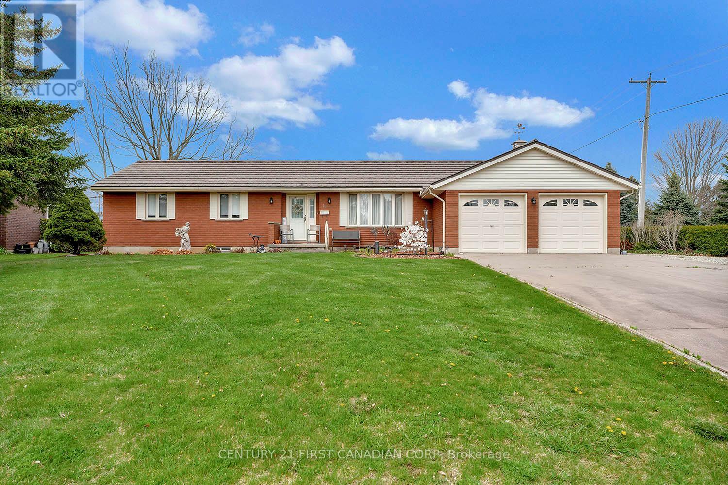 Property Photo: 16 Broadview Drive ON N0E 1A0