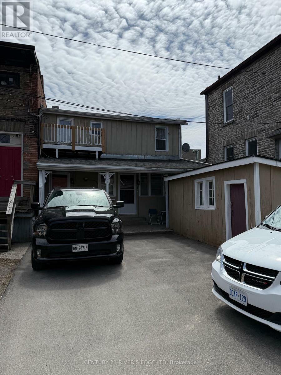 Property Photo: 108-112 King Street West ON K6V 3P9