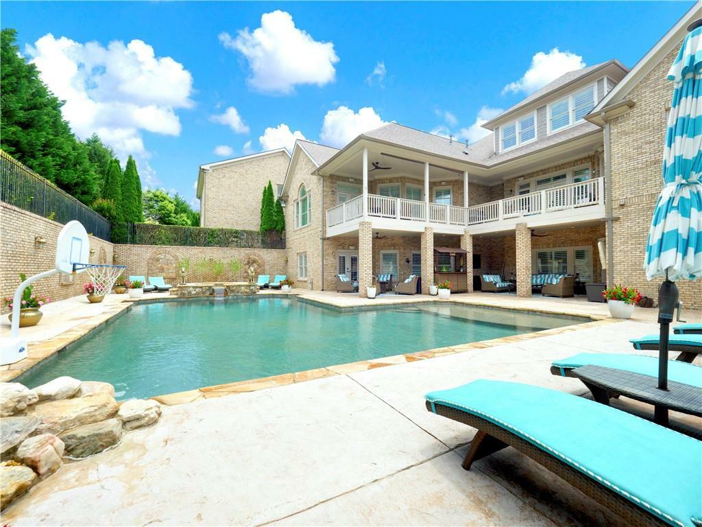 Property Photo: 2564 Northern Oak Drive GA 30517
