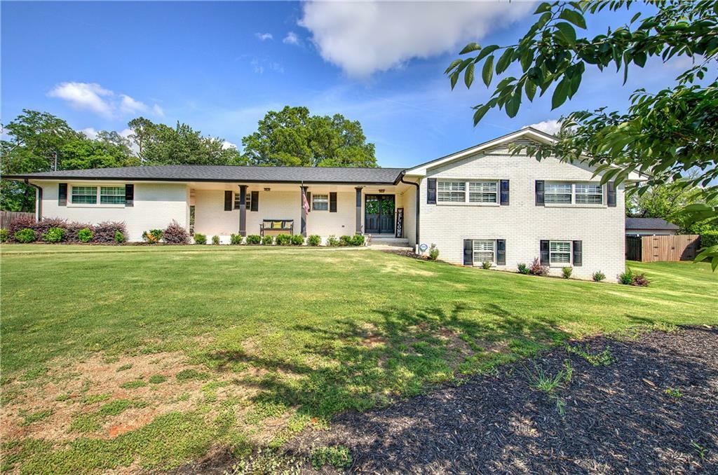 Property Photo: 118 Arrowhead Drive GA 30120