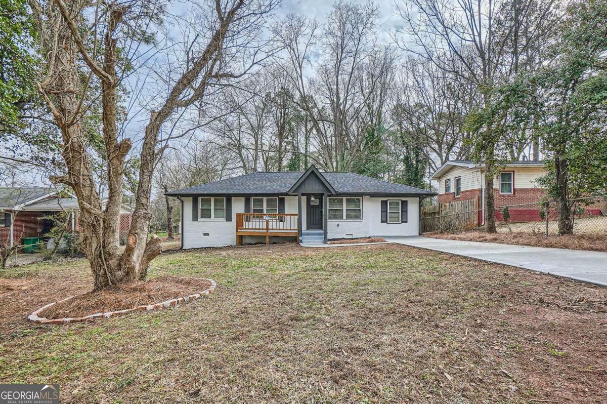 Property Photo: 2091 Parker Ranch Road SE GA 30316