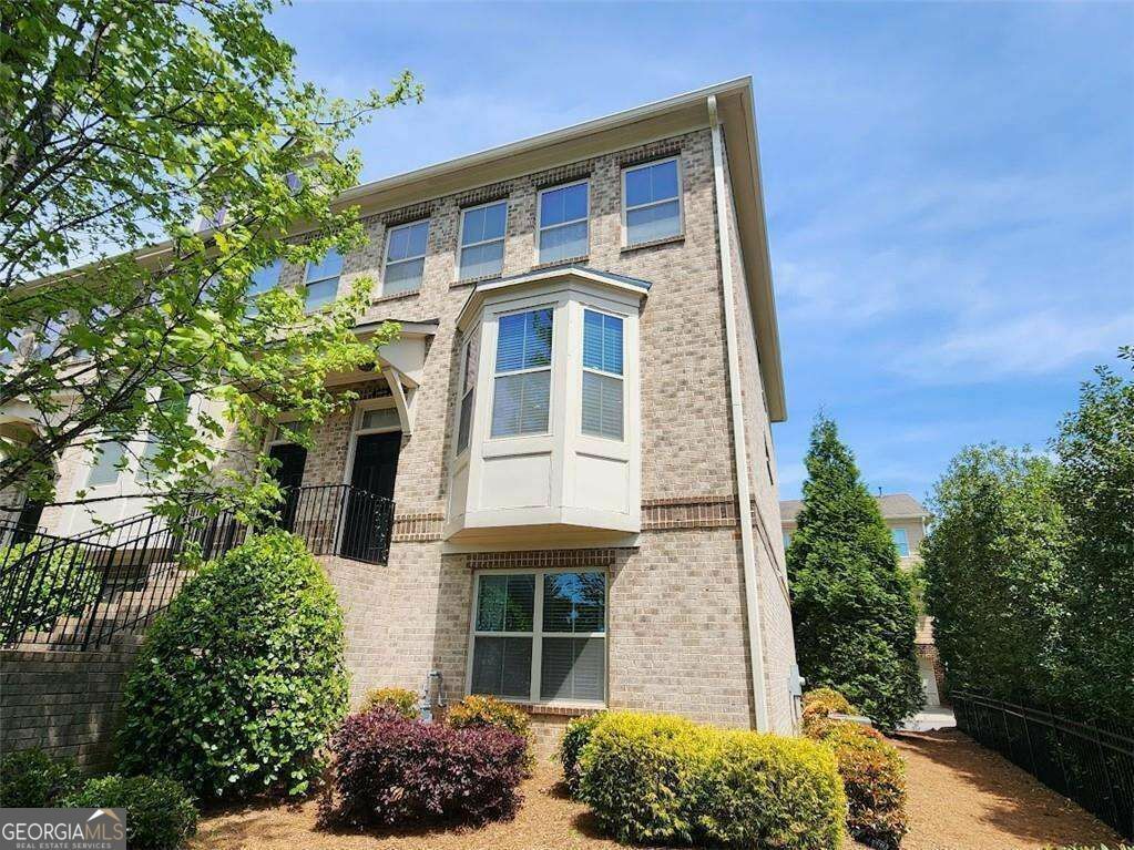 Property Photo: 10650 Allon Cove 137 GA 30022