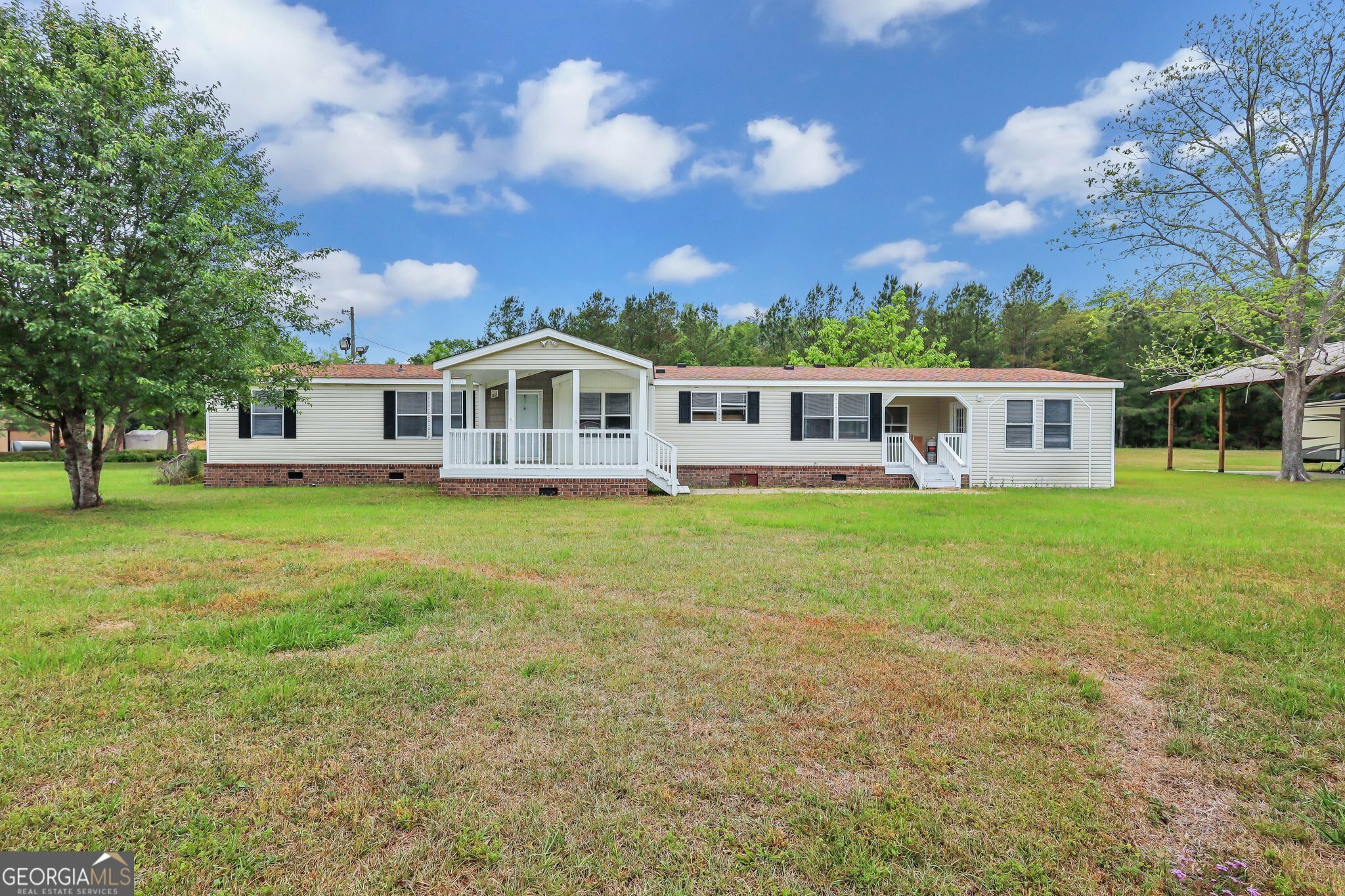 Property Photo: 220 Cathy Road NE GA 31316