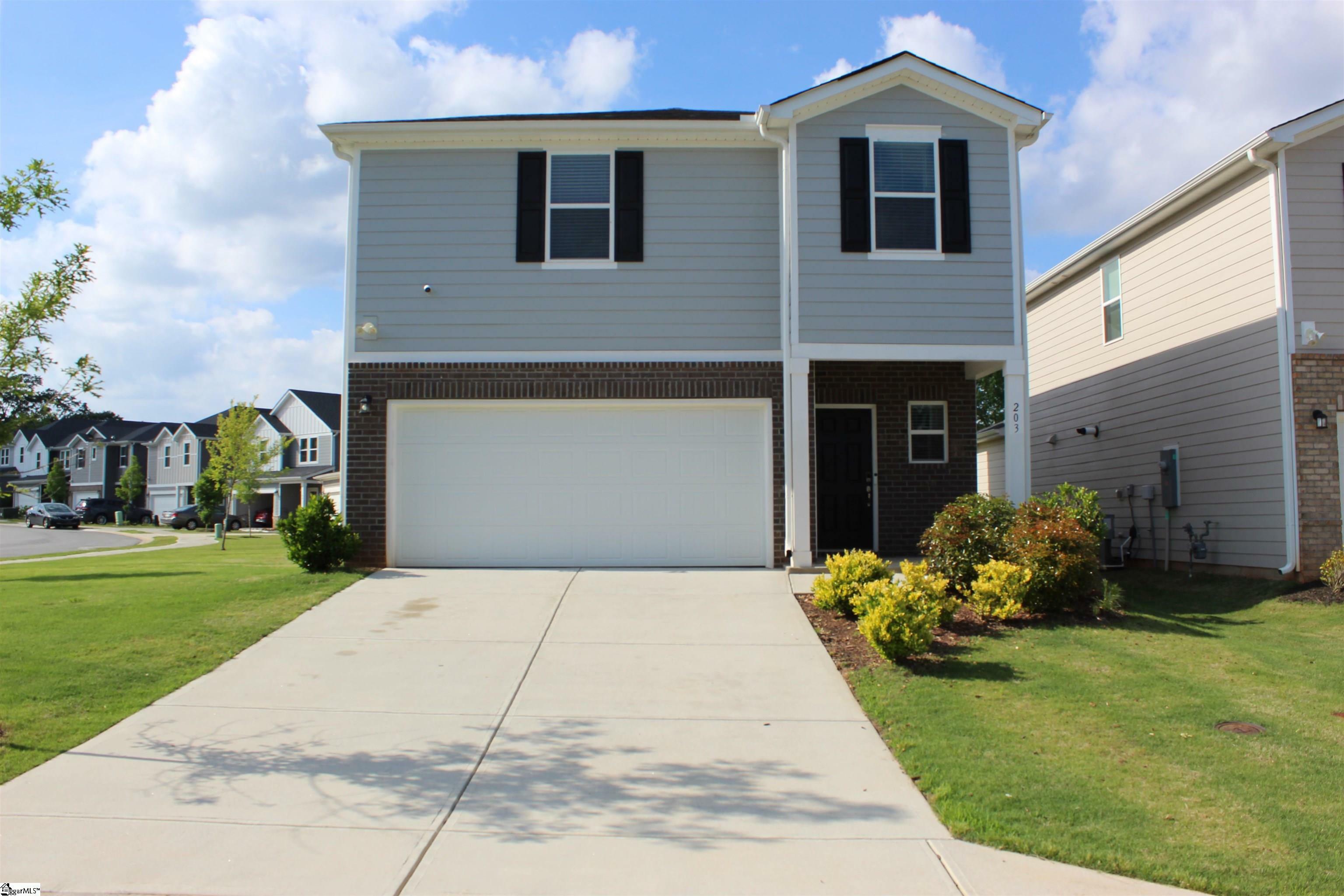 Property Photo: 203 Lanyard Lane SC 29607