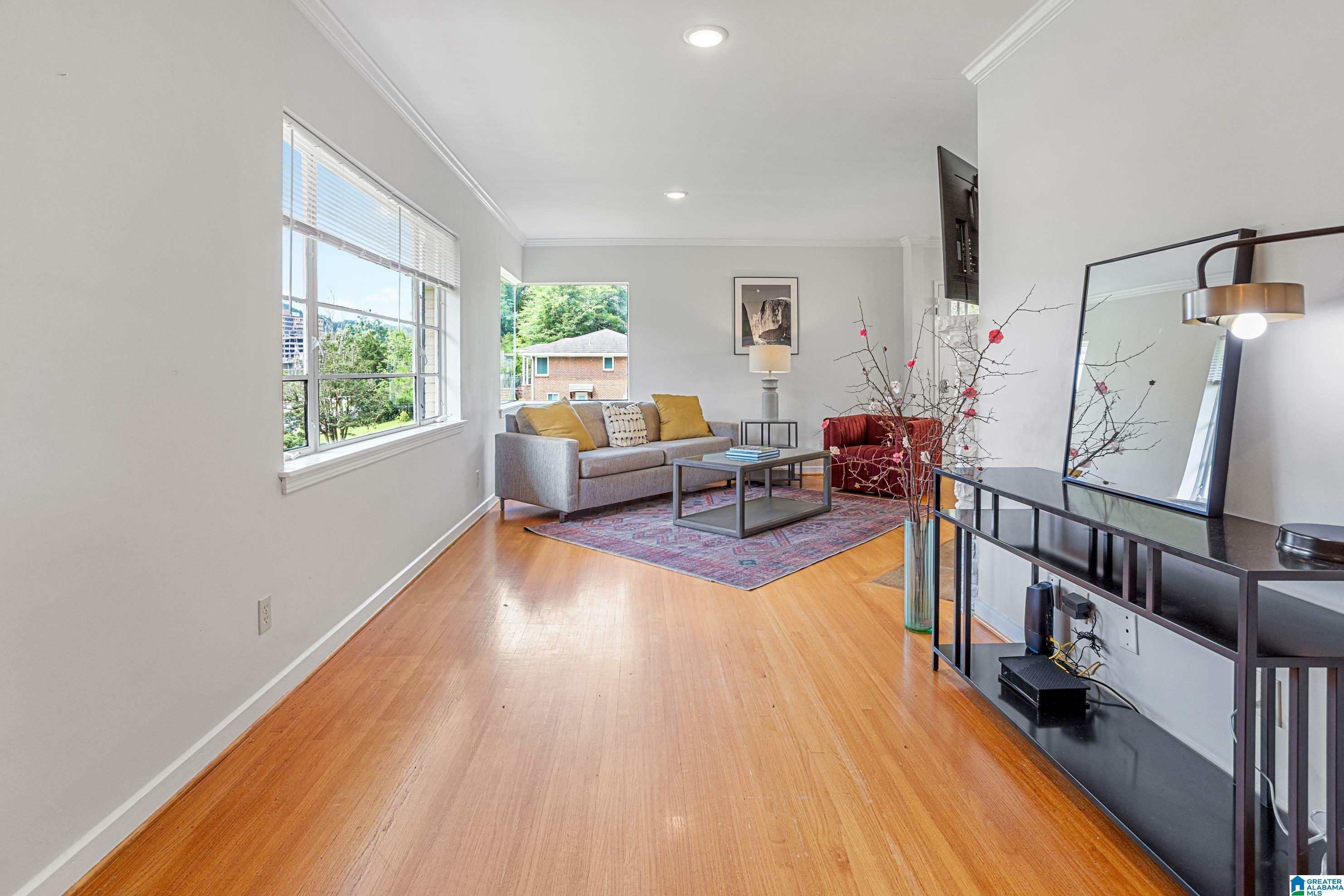 Property Photo: 708 Devon Drive AL 35209
