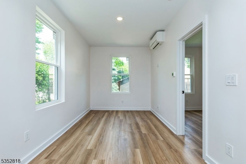 Property Photo: 164 Glenwood Ave Unit 102 4 NJ 07003