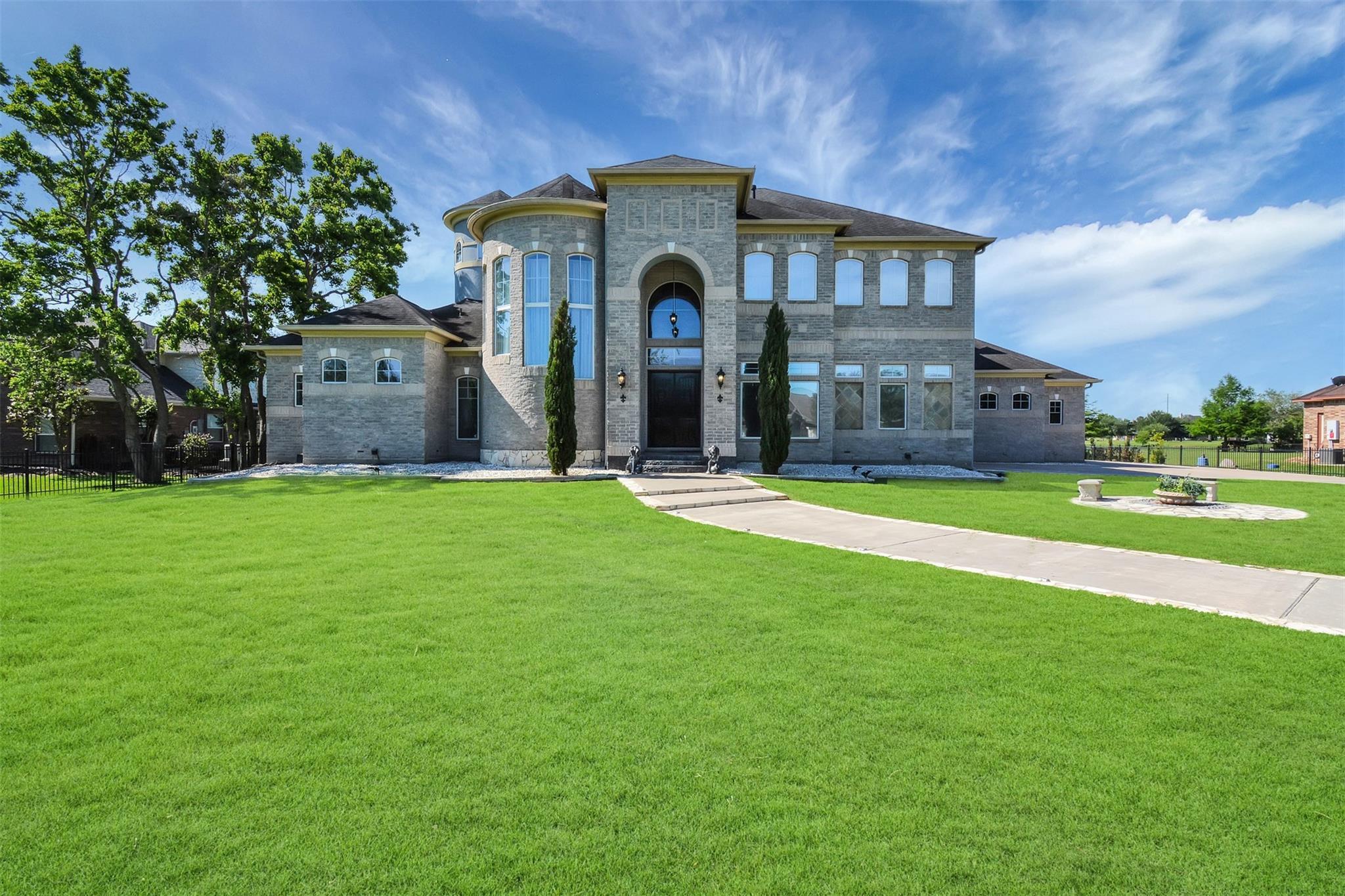 Property Photo: 19715 Lake Stone Court TX 77377