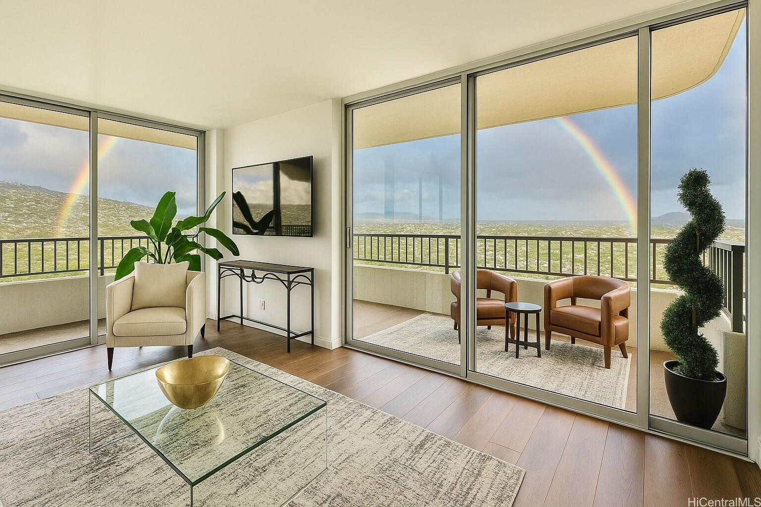 Property Photo: 2825 S King Street 1403 HI 96826