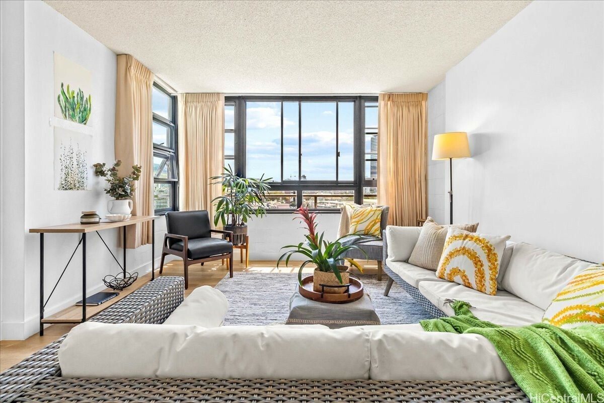 750 Kaheka Street 702  Honolulu HI 96814 photo