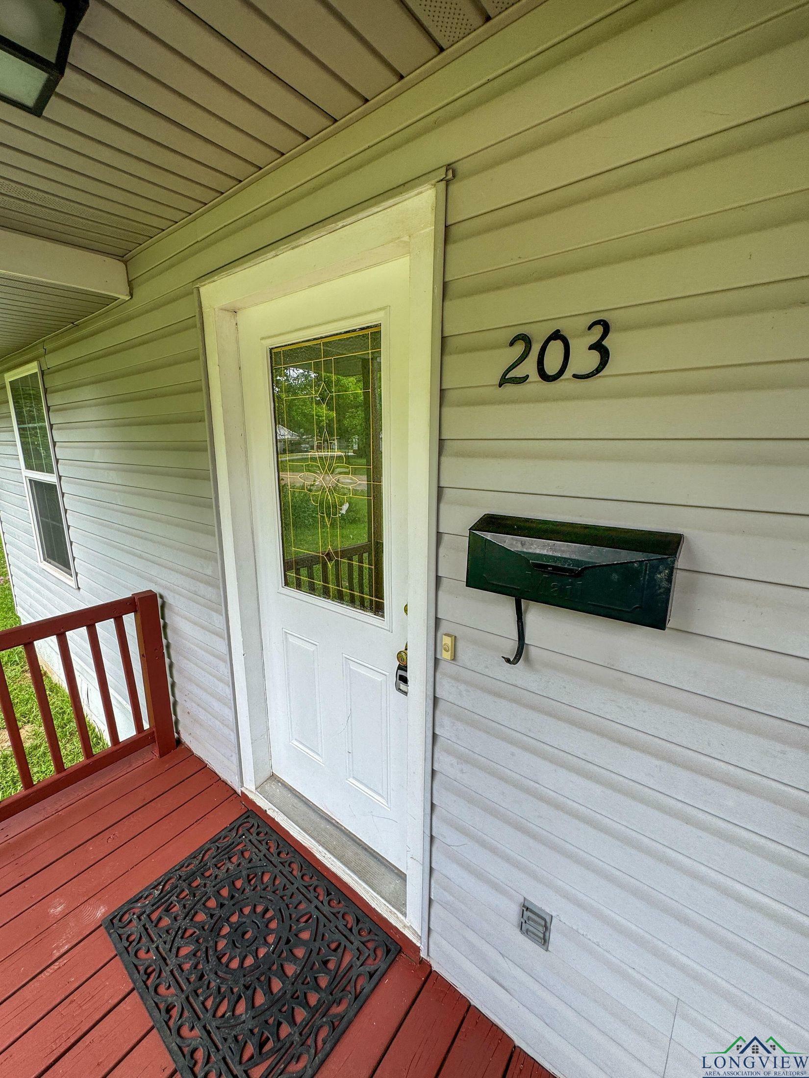 Property Photo: 203 E Douglas Street TX 75657