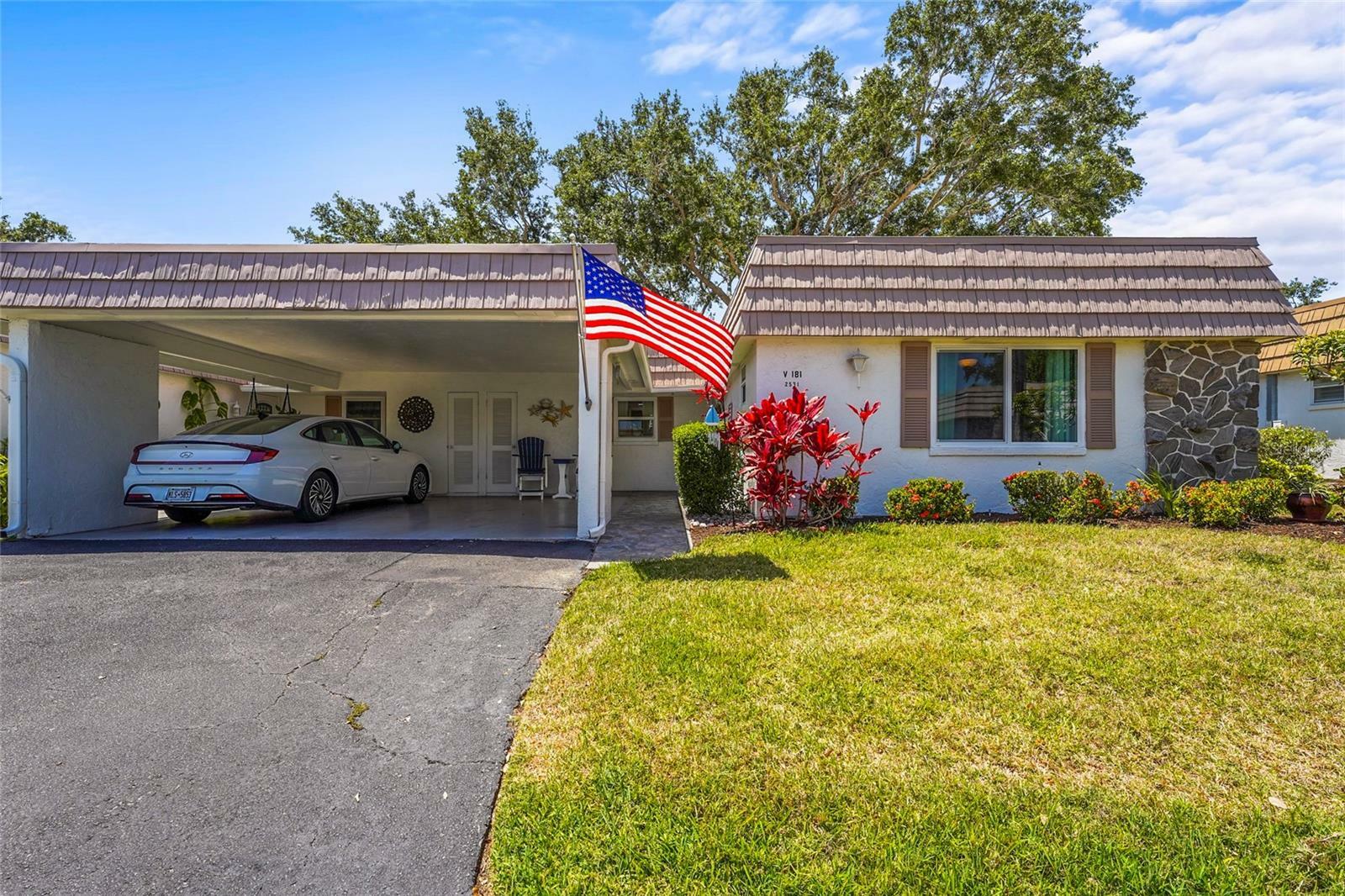 Property Photo: 2531 Riverbluff Parkway V181 FL 34231
