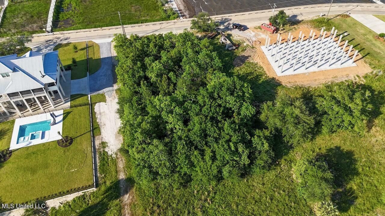 Property Photo: 1358 N Beach Boulevard MS 39520