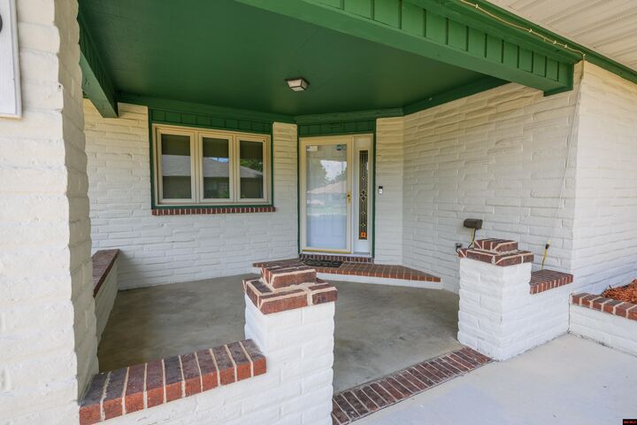 Property Photo:  1301 Porter Lane  AR 72653 