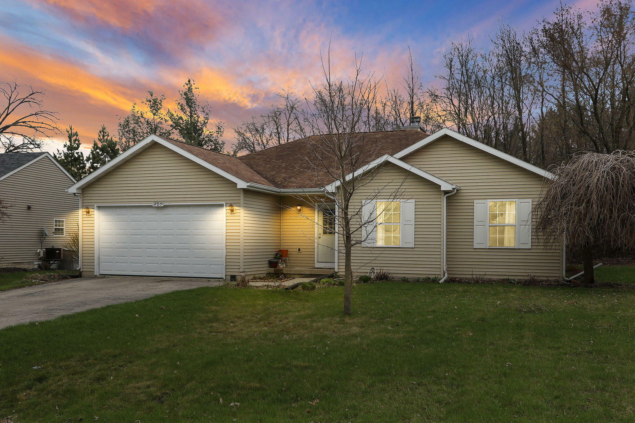 Property Photo: 956 Williams St WI 53184