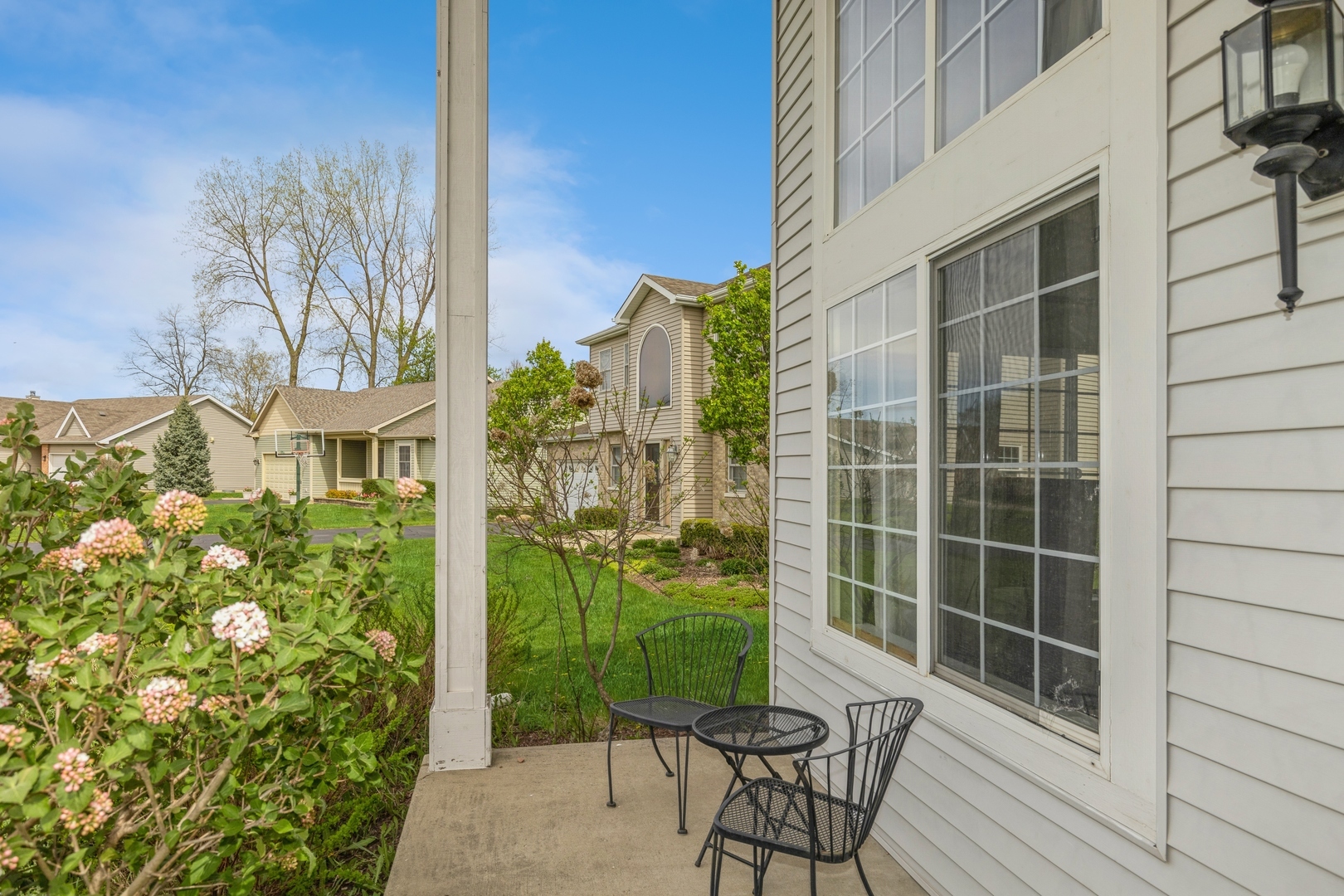 Property Photo: 261 Clover Chase Circle IL 60098
