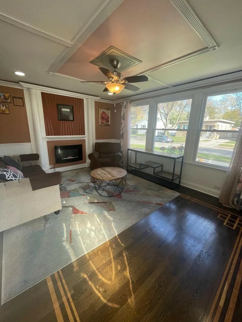 Property Photo: 11362 S Laflin Street IL 60643