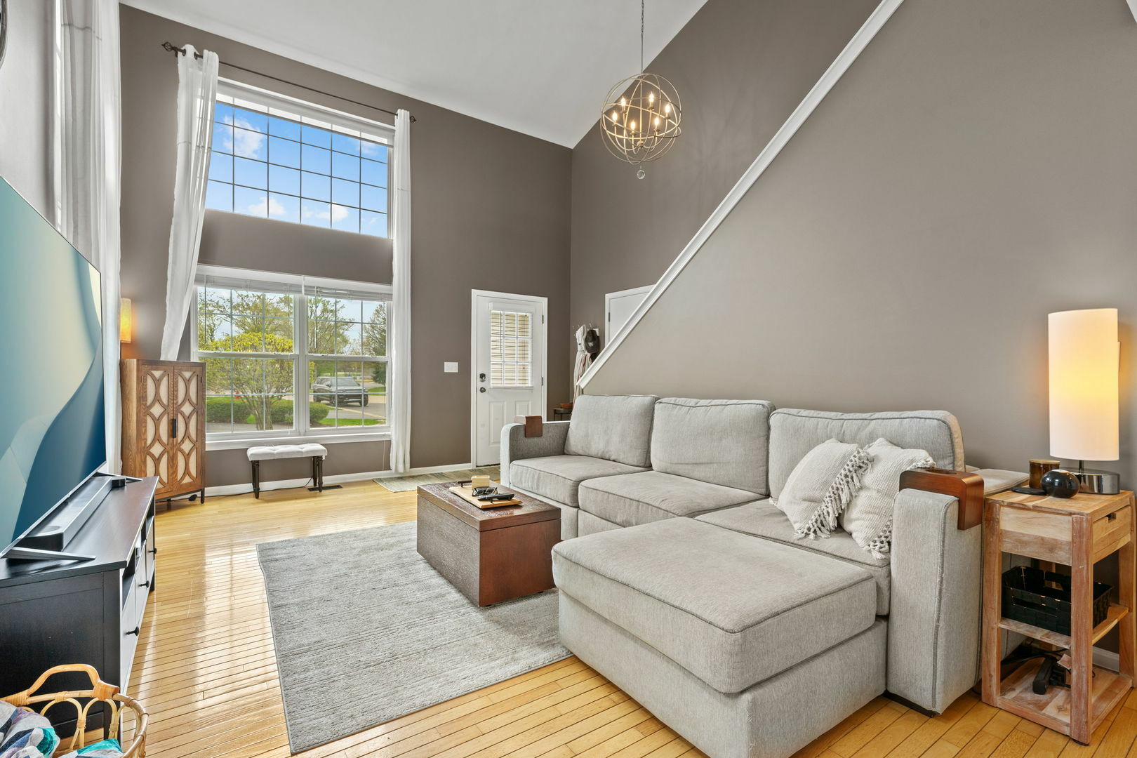 Property Photo: 844 March Street IL 60047