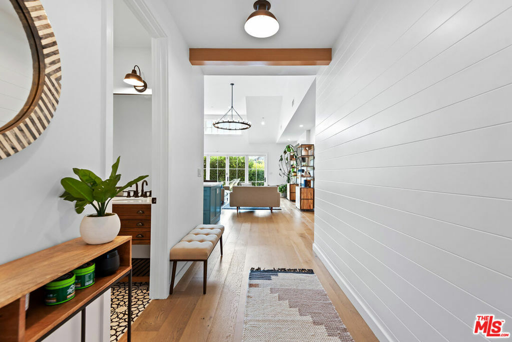 Property Photo: 7614 Truxton Avenue CA 90045