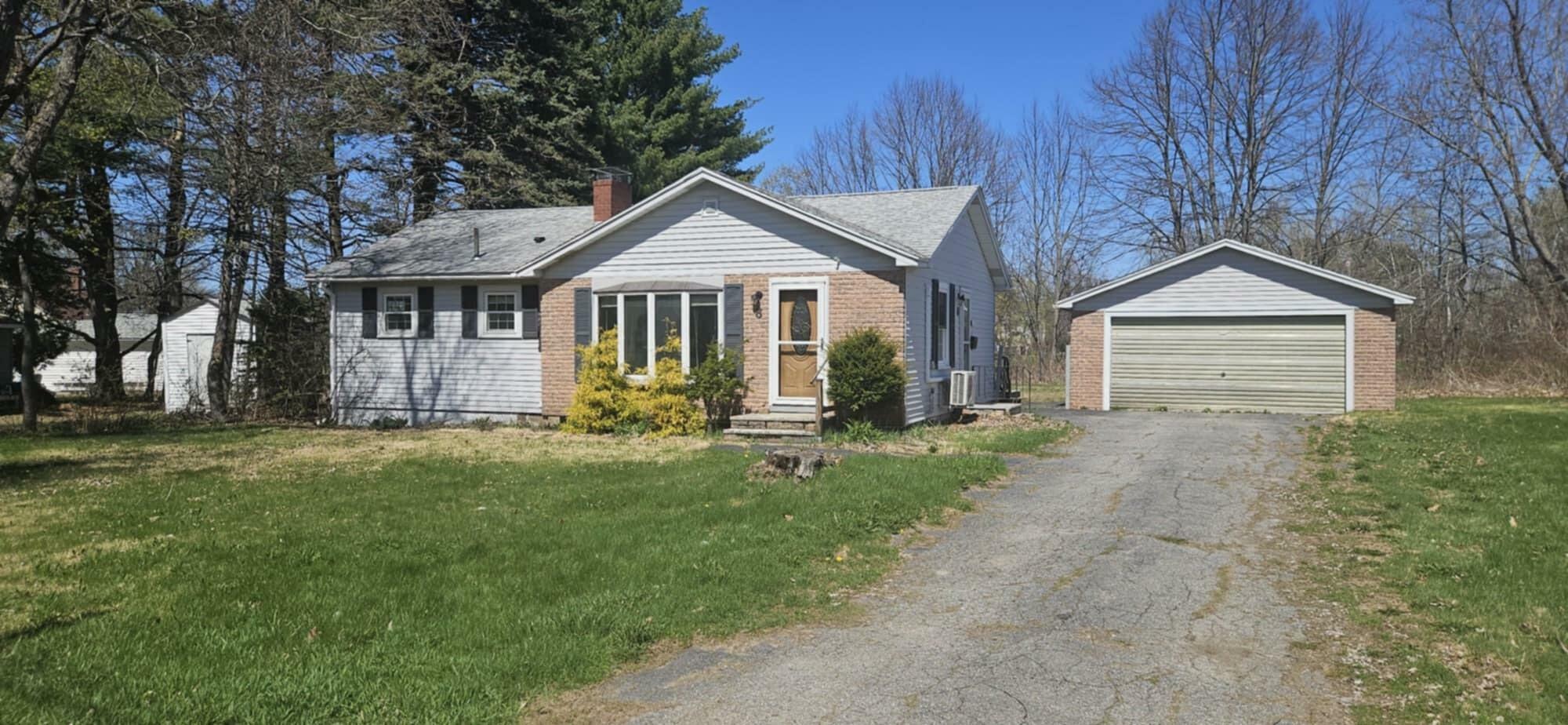 Property Photo: 8 Crescent Street ME 04412