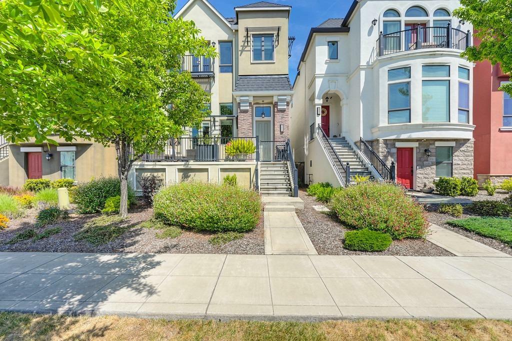 3629 Crocker Drive  Sacramento CA 95818 photo