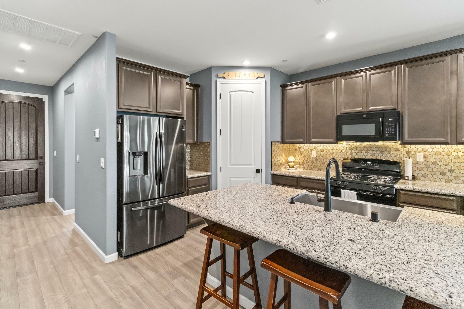 Property Photo: 890 Kirkwood Court CA 95961