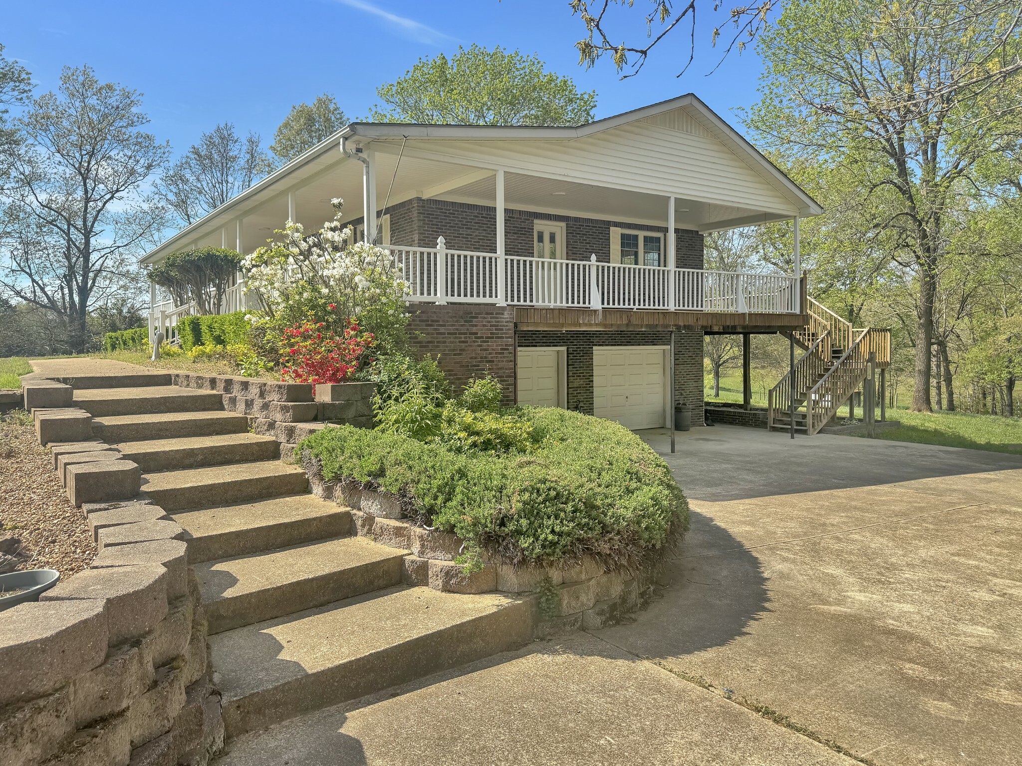 Property Photo: 960 Antioch Rd TN 37058