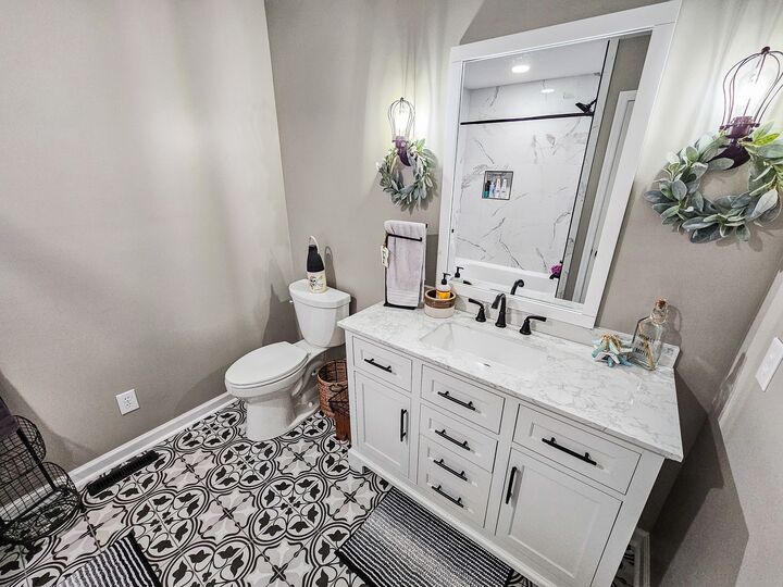Property Photo:  902 Twelve Oaks Rd  TN 37388 