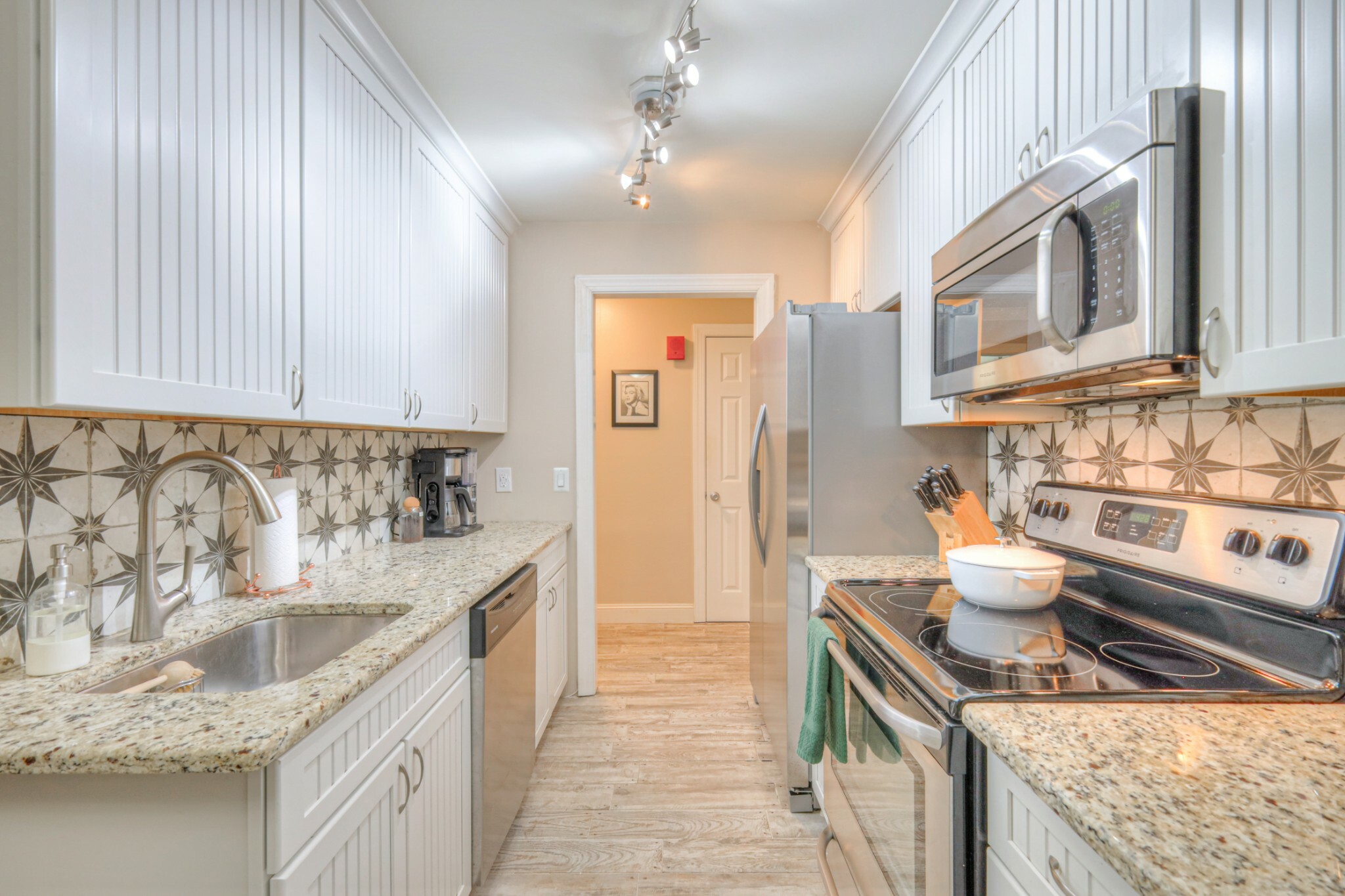 Property Photo: 4425 Westlawn Dr B103 TN 37209