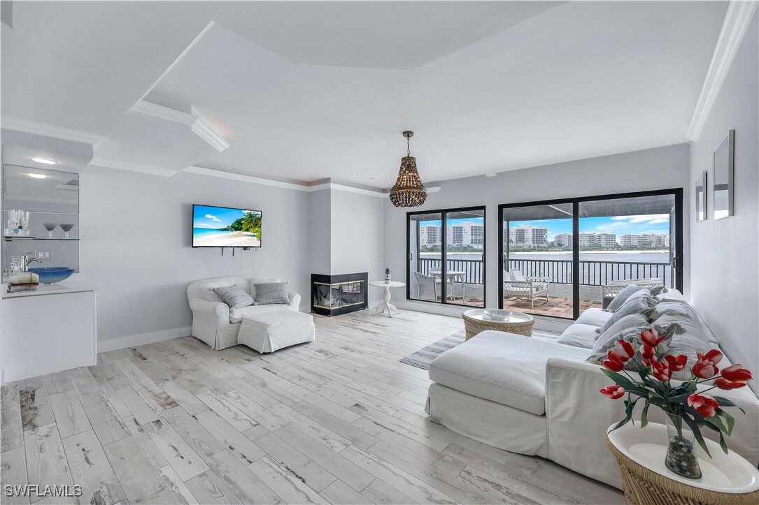 Property Photo: 410 La Peninsula Boulevard 410 FL 34113