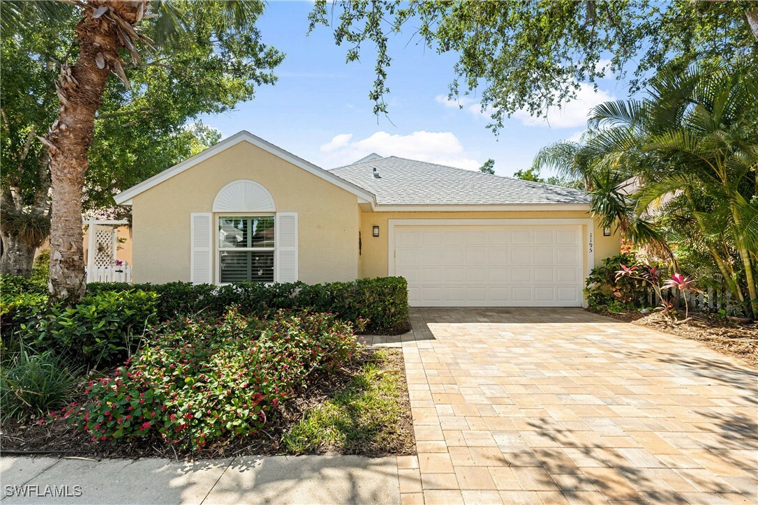 Property Photo: 1195 Silverstrand Drive FL 34110