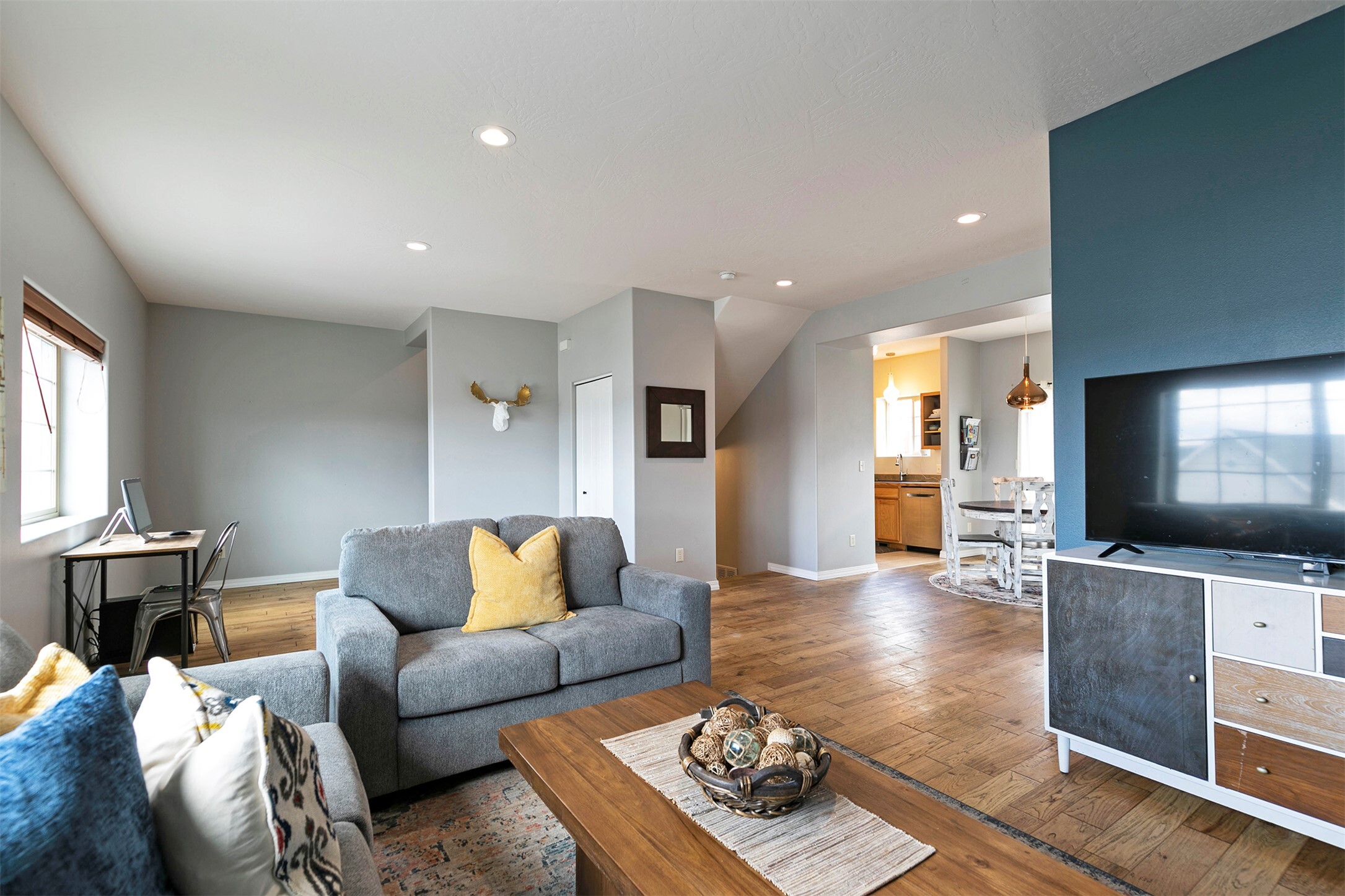 Property Photo: 825 Crestmont Way MT 59803