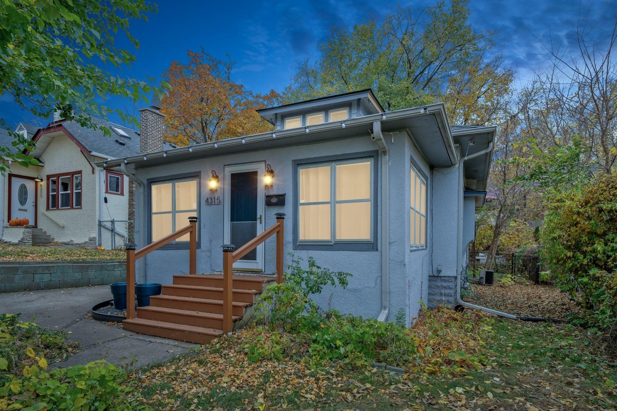 Property Photo: 4315 Dupont Avenue N MN 55412