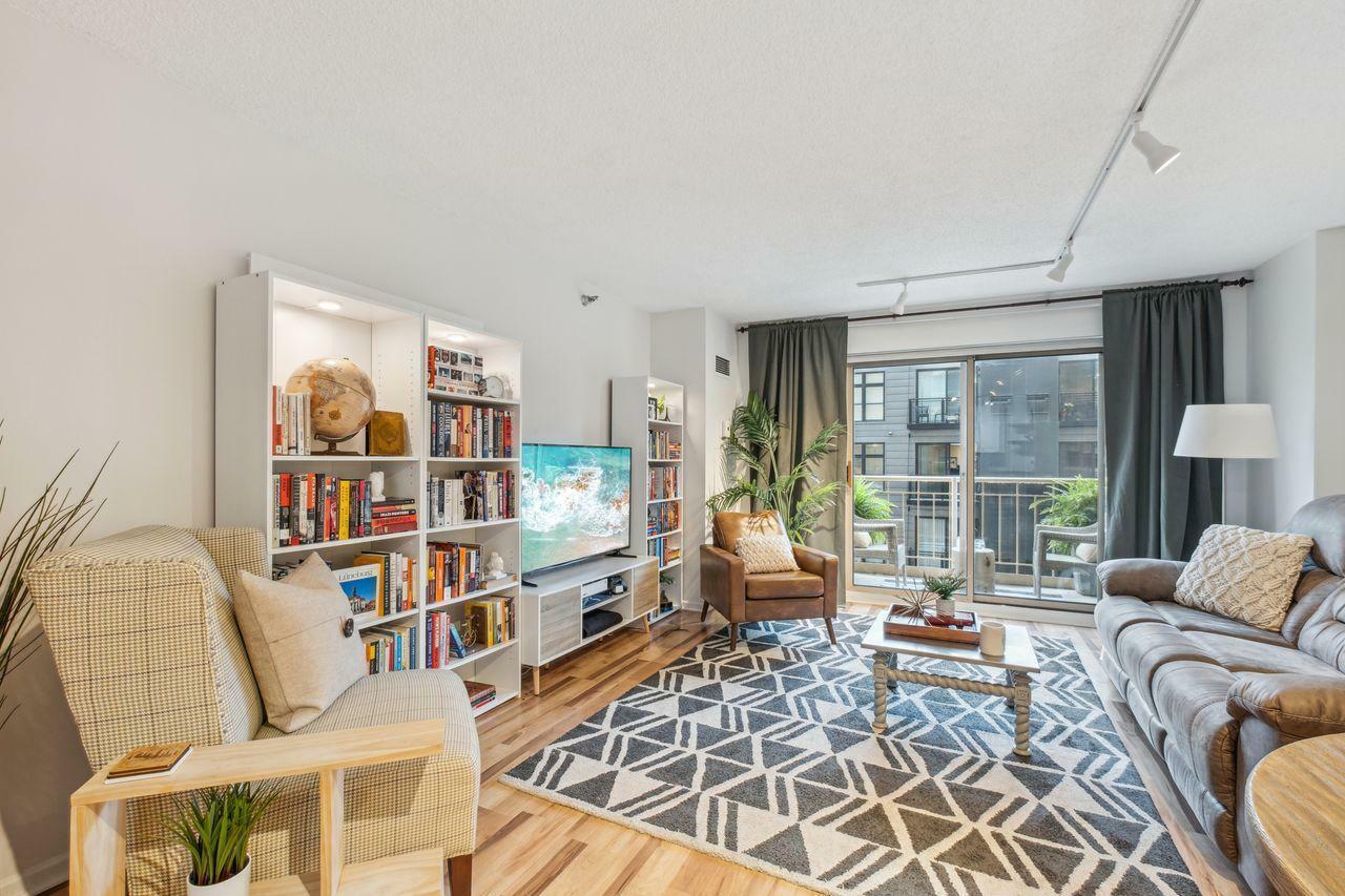 Property Photo: 401 S 1st Street 308 MN 55401