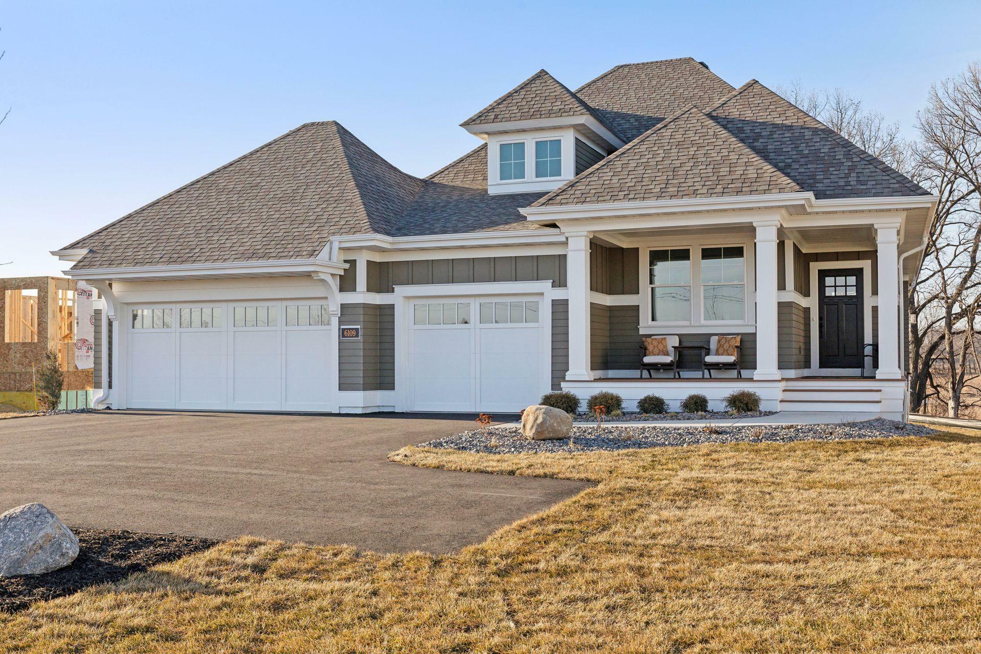 Property Photo: 6109 Shoreview Pointe MN 55318