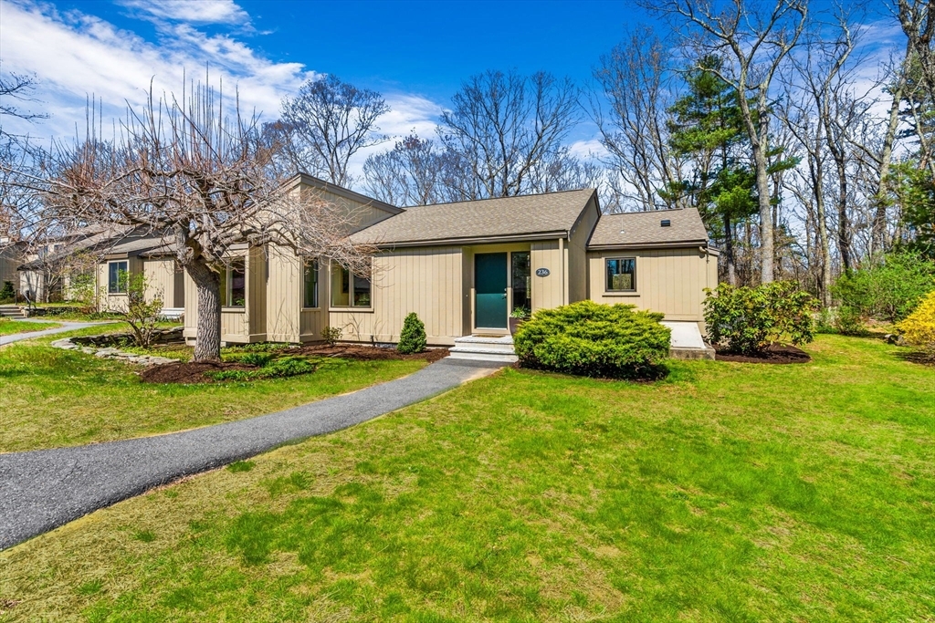 Property Photo: 236 Aspen Circle 236 MA 01773