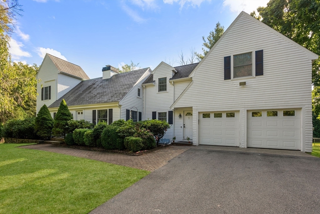 Property Photo: 9 Newton Street MA 02493
