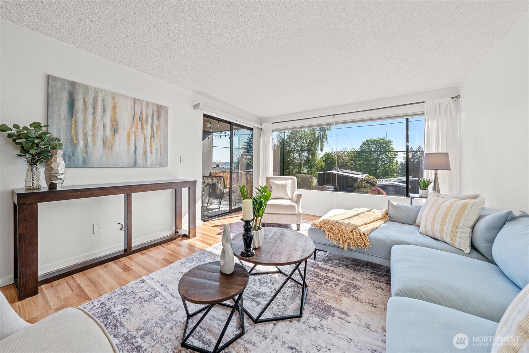 Property Photo: 3601 24th Avenue W 104 WA 98199