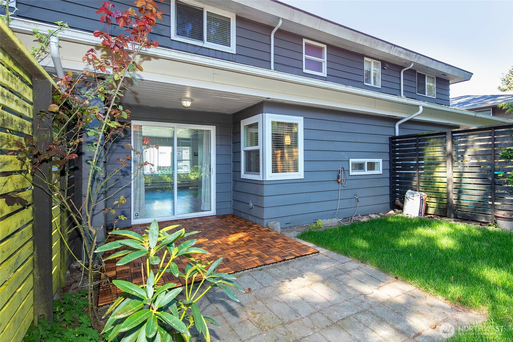 Property Photo: 14018 Greenwood Avenue N WA 98133