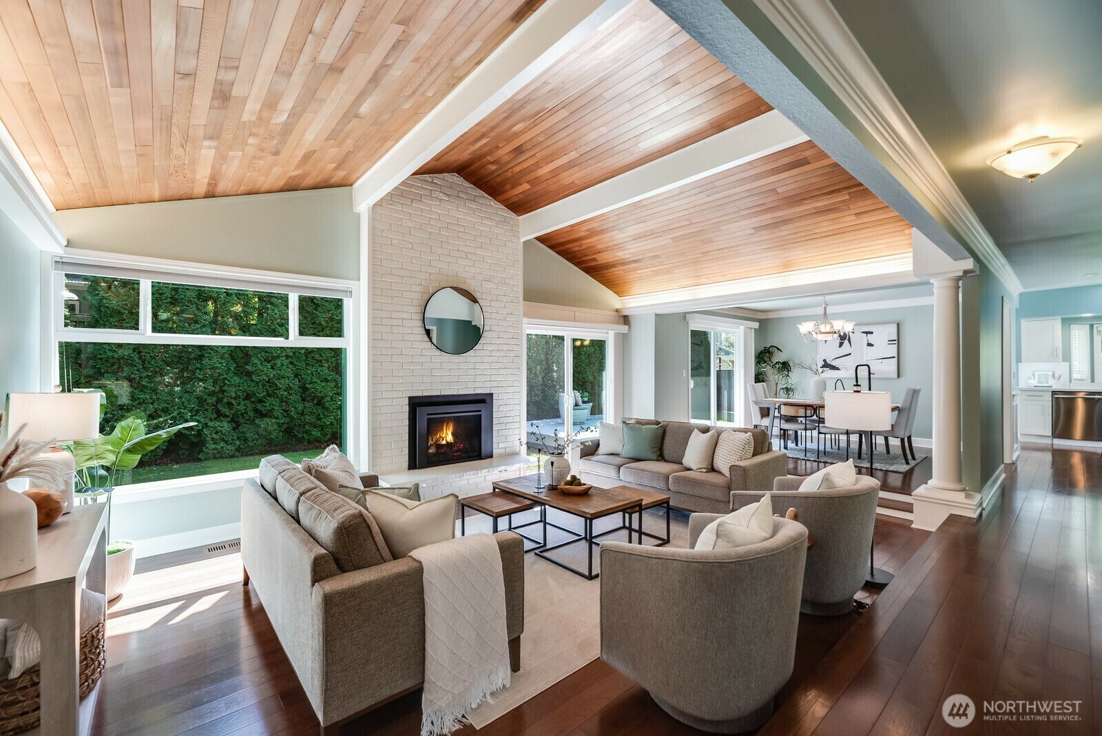 Property Photo: 8015 NE 126th Place WA 98034