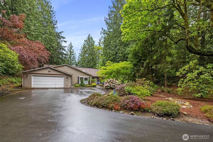 40  Rainier Court  Port Ludlow WA 98365 photo