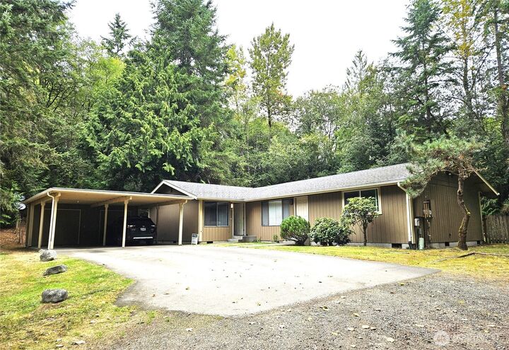 3333  Locker Road SE  Port Orchard WA 98366 photo