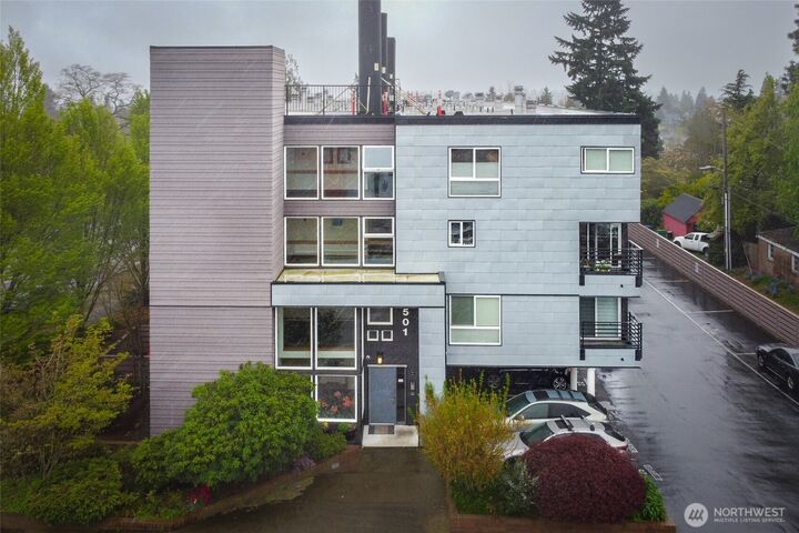 Property Photo:  3501 SW Holden Street 304  WA 98126 