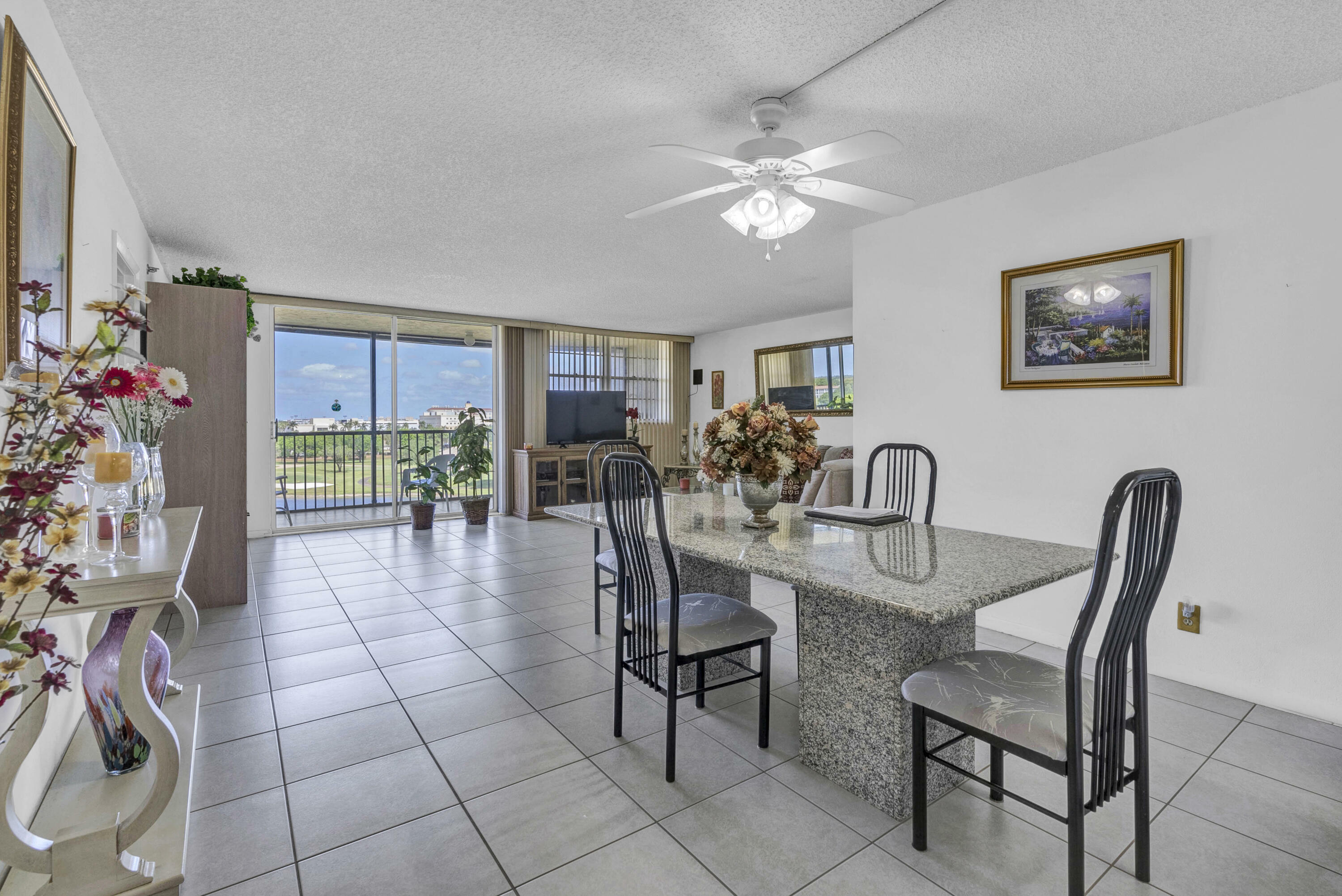 Property Photo: 3100 W Rolling Hills Circle 705 FL 33328
