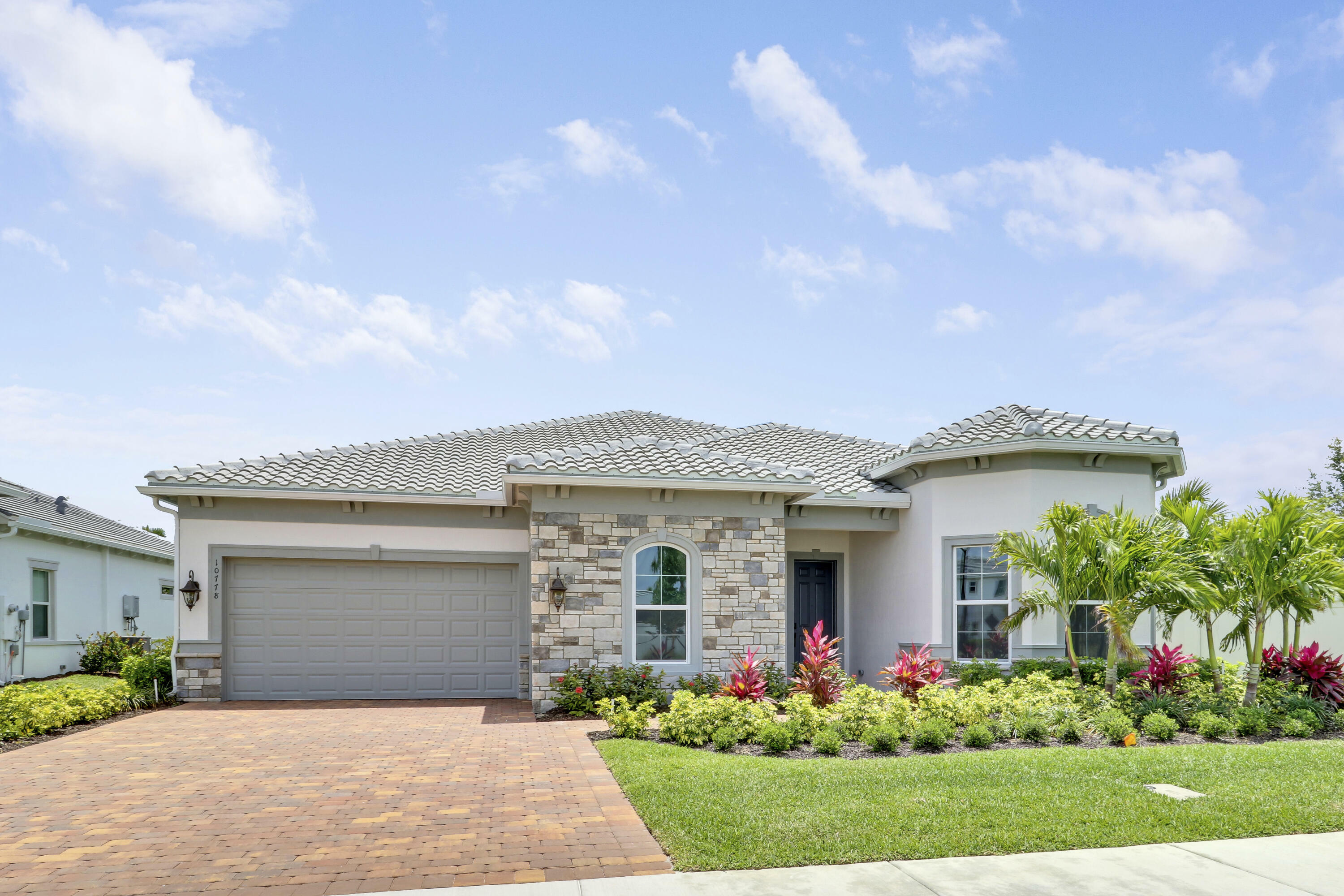 Property Photo: 10778 Stellar Circle FL 33412
