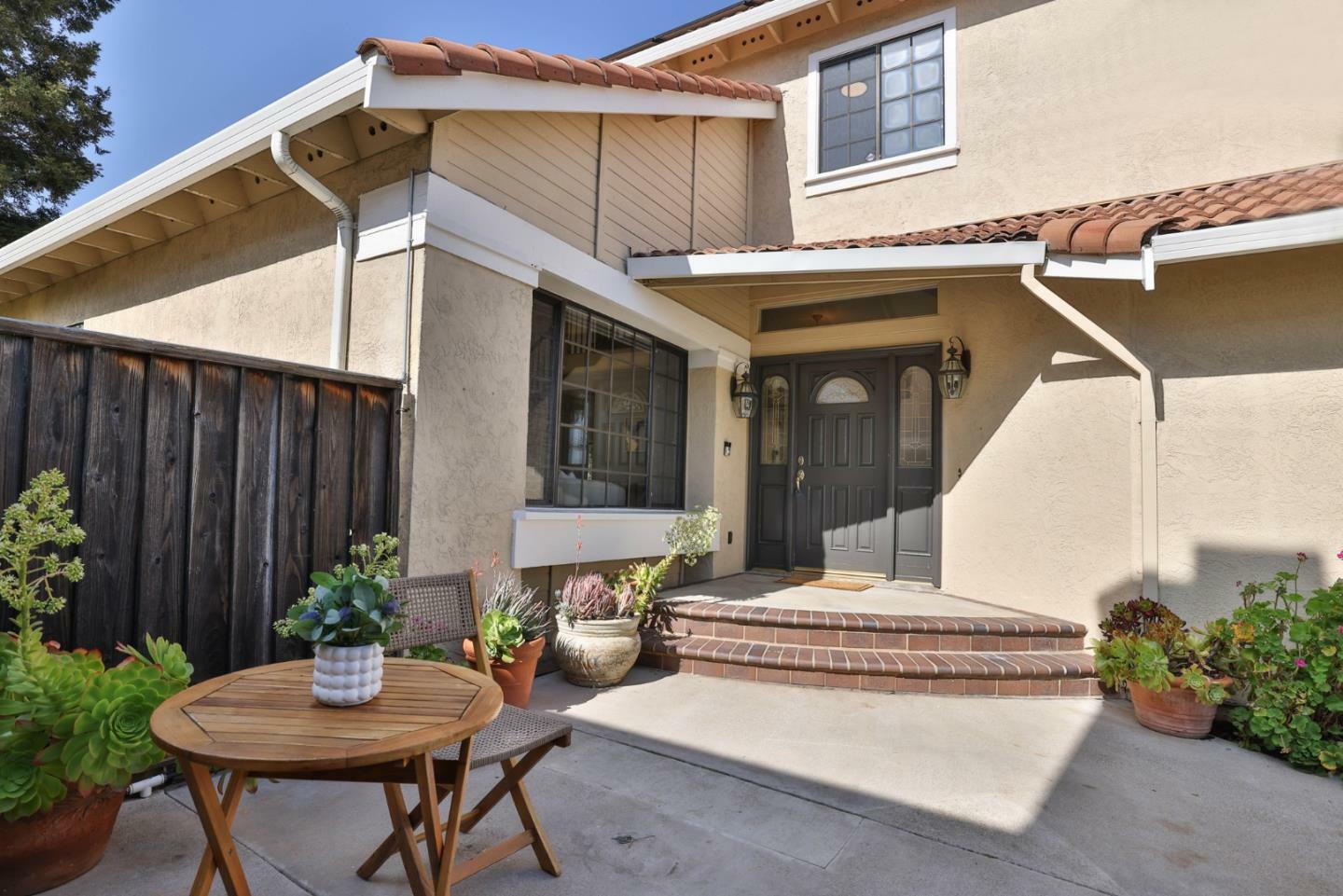 Property Photo: 440 Yampa Way CA 94539