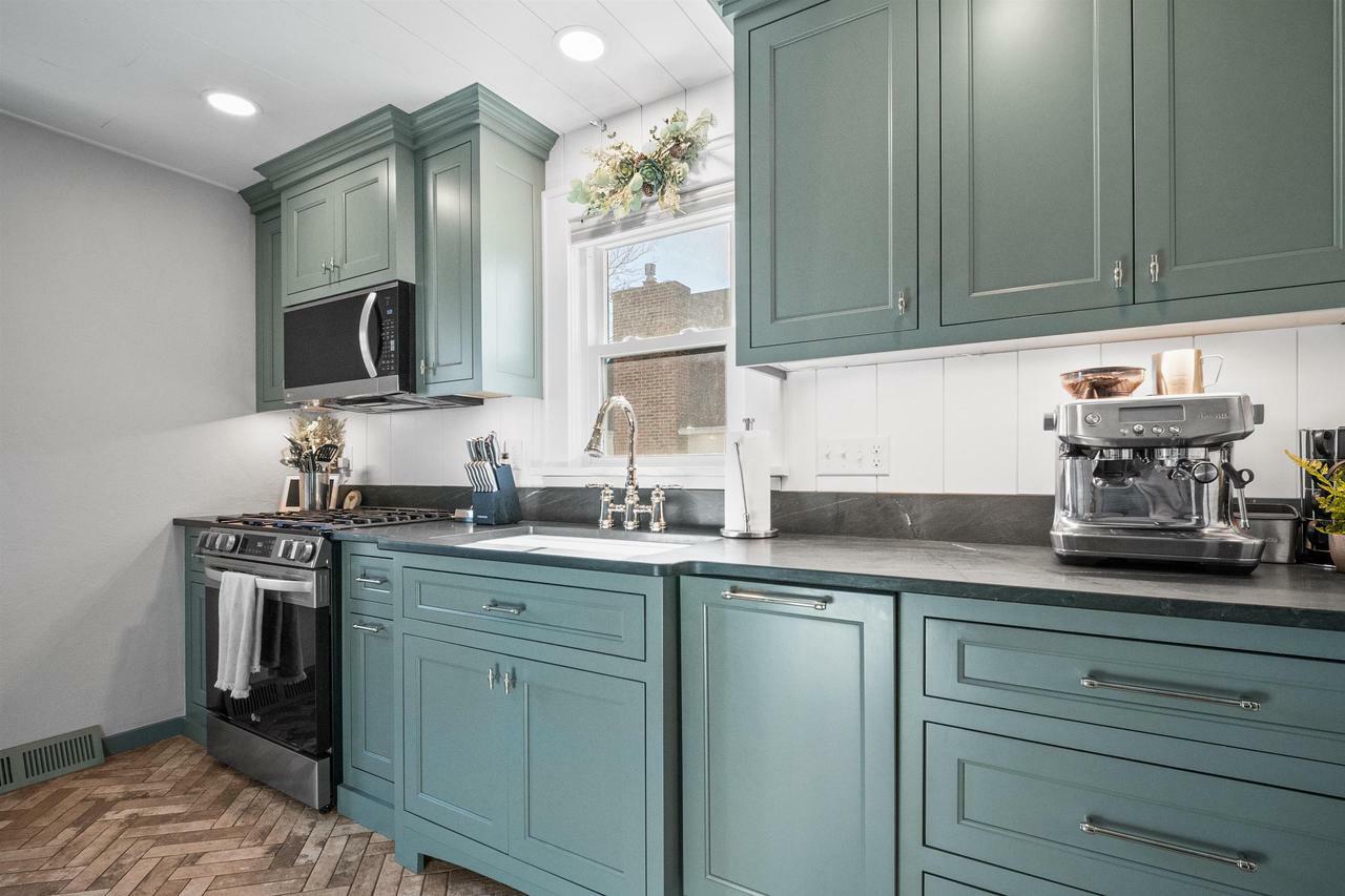 Property Photo: 603 Park Street WI 54971