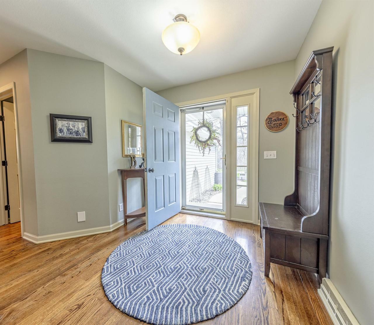 Property Photo: 2049 West Glenmoor Lane WI 53545