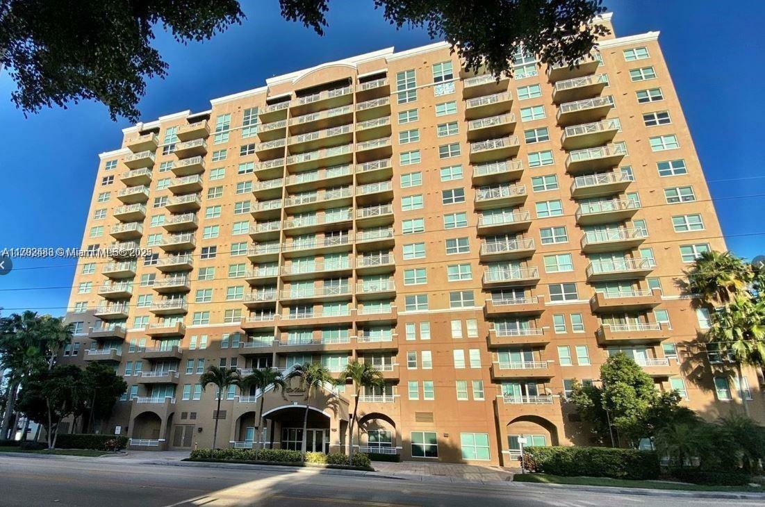 Property Photo: 2665 SW 37th Ave 101 FL 33133