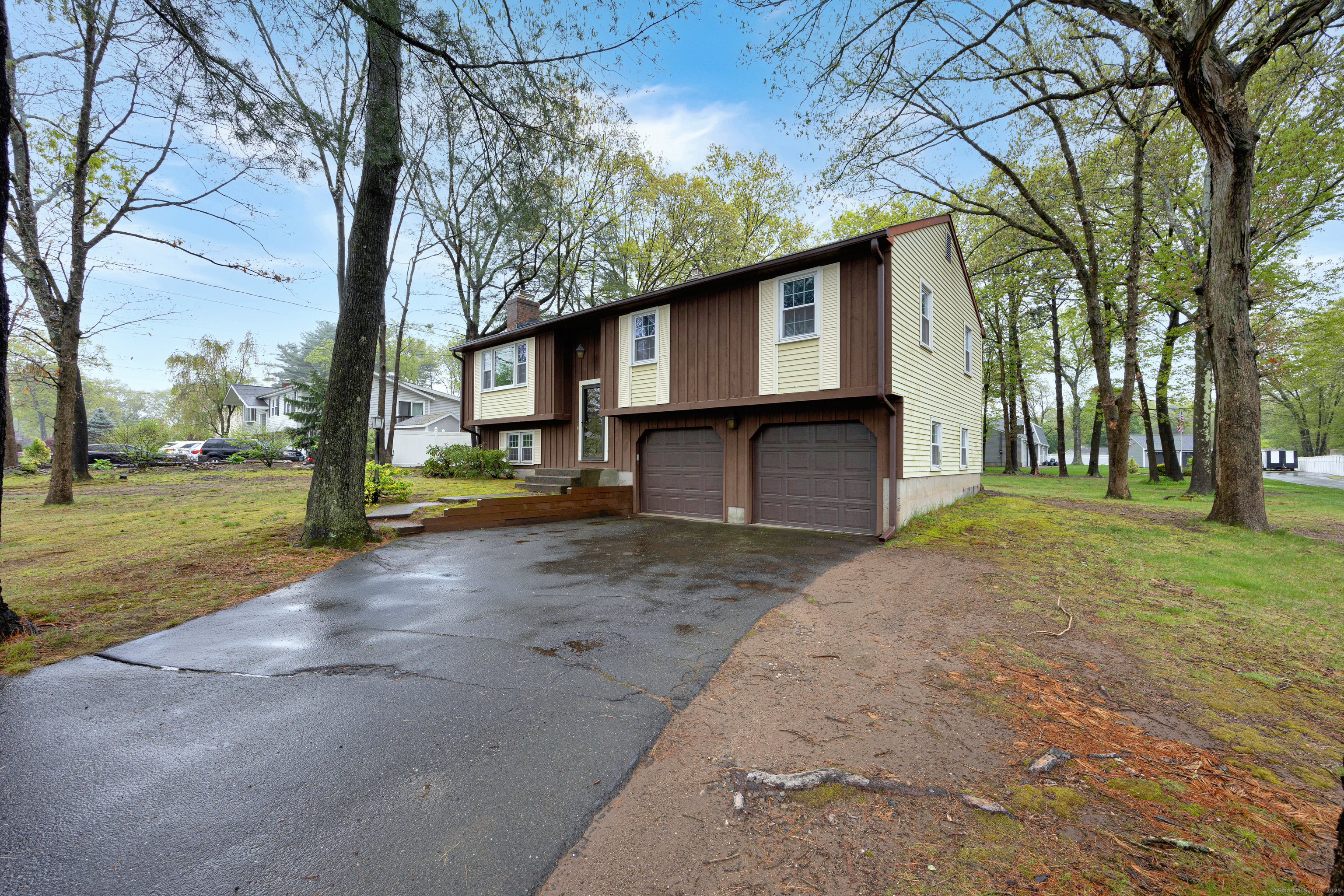 Property Photo:  496 Jude Lane  CT 06489 